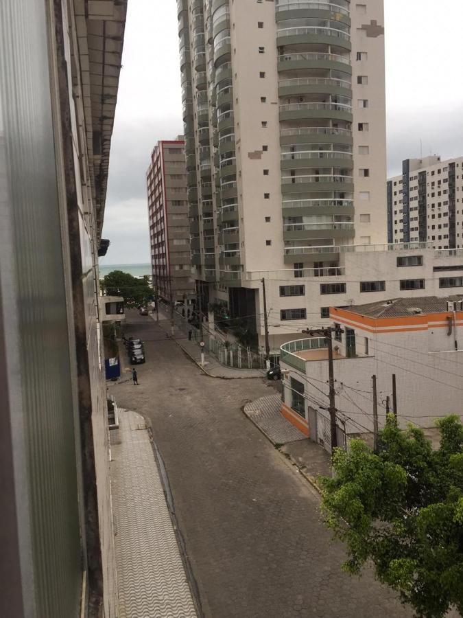 Kitnet Uma Quadra Da Praia - Aviacao - Ar Condicionado - Internet - Tv Plana Praia Grande  Kültér fotó